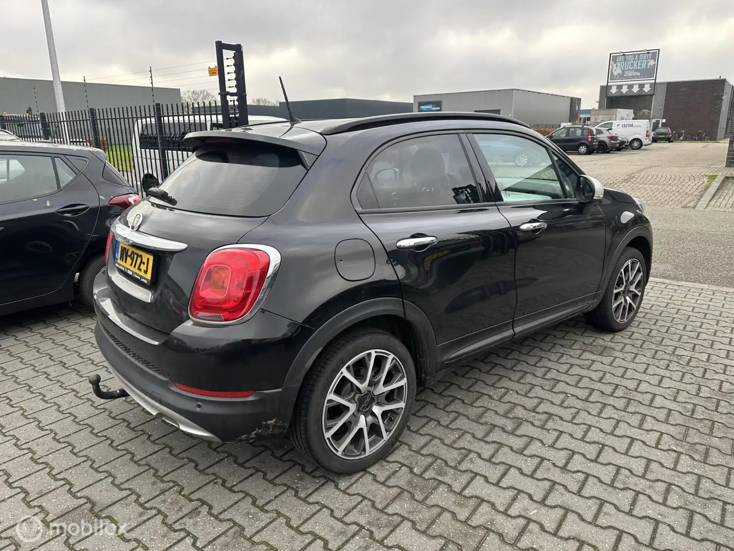 Fiat 500X 1.6 PopStar Zwart - 2