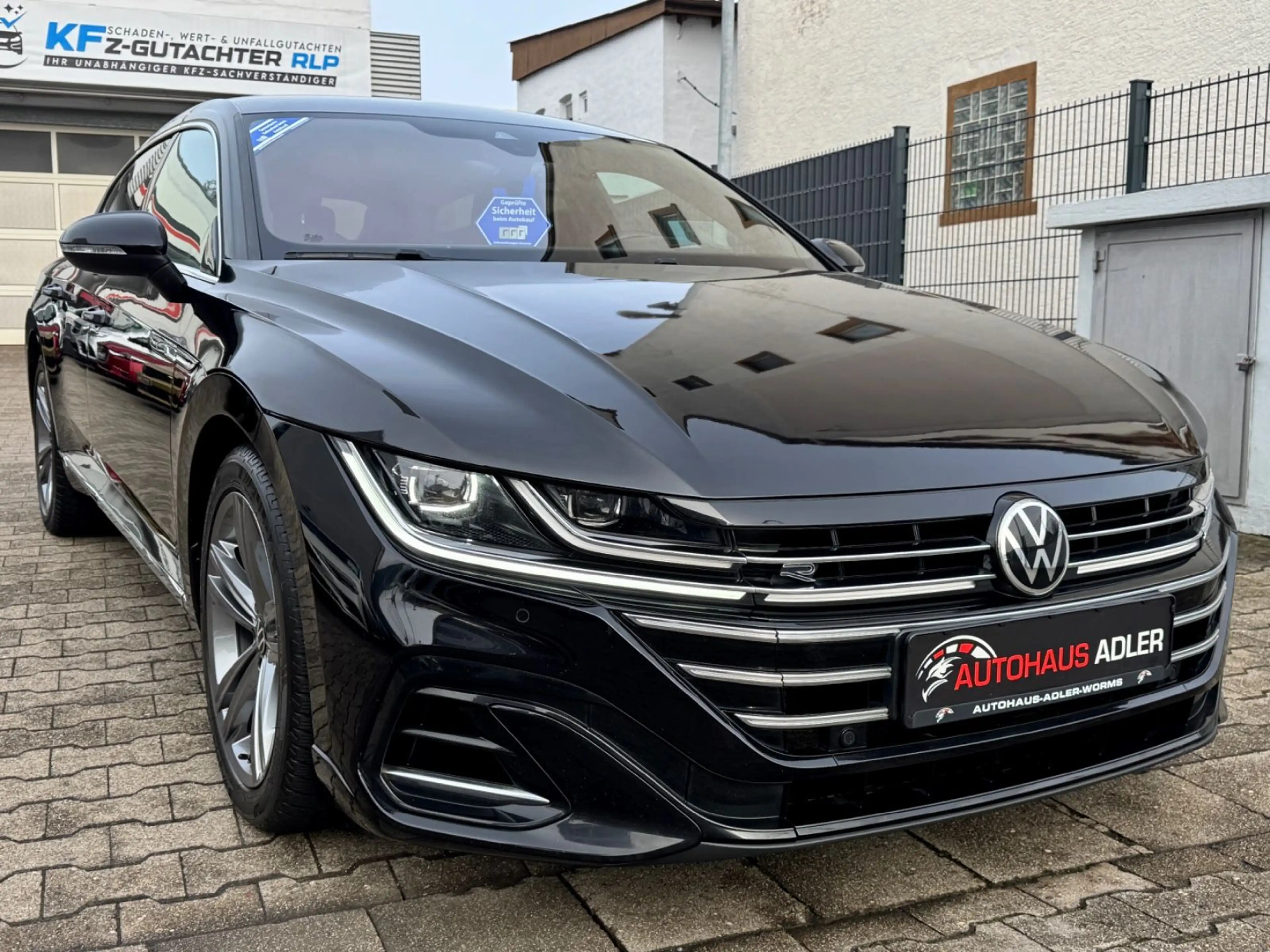 Volkswagen Arteon ARTEON SHOOTING BRAKE 2.0 TSI R-LINE SPORT*4MOTI — photo 5