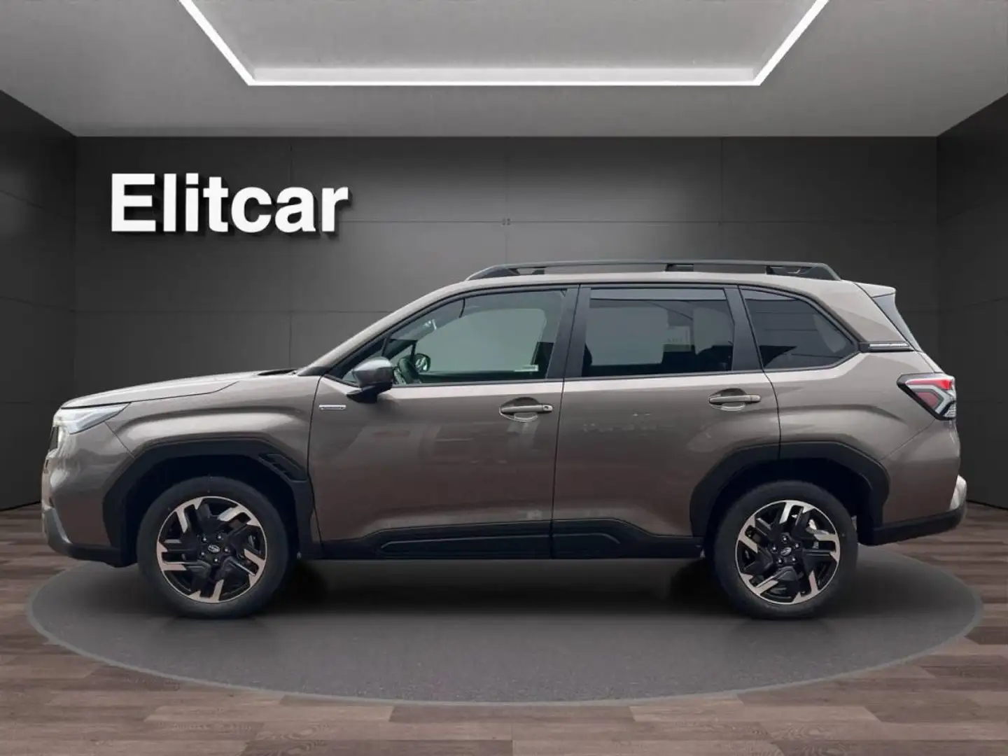 Subaru Forester 2.0 e-Boxer MHEV CVT Lineartronic Style - 2