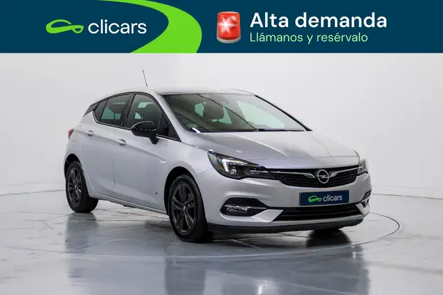 Opel Astra view 3