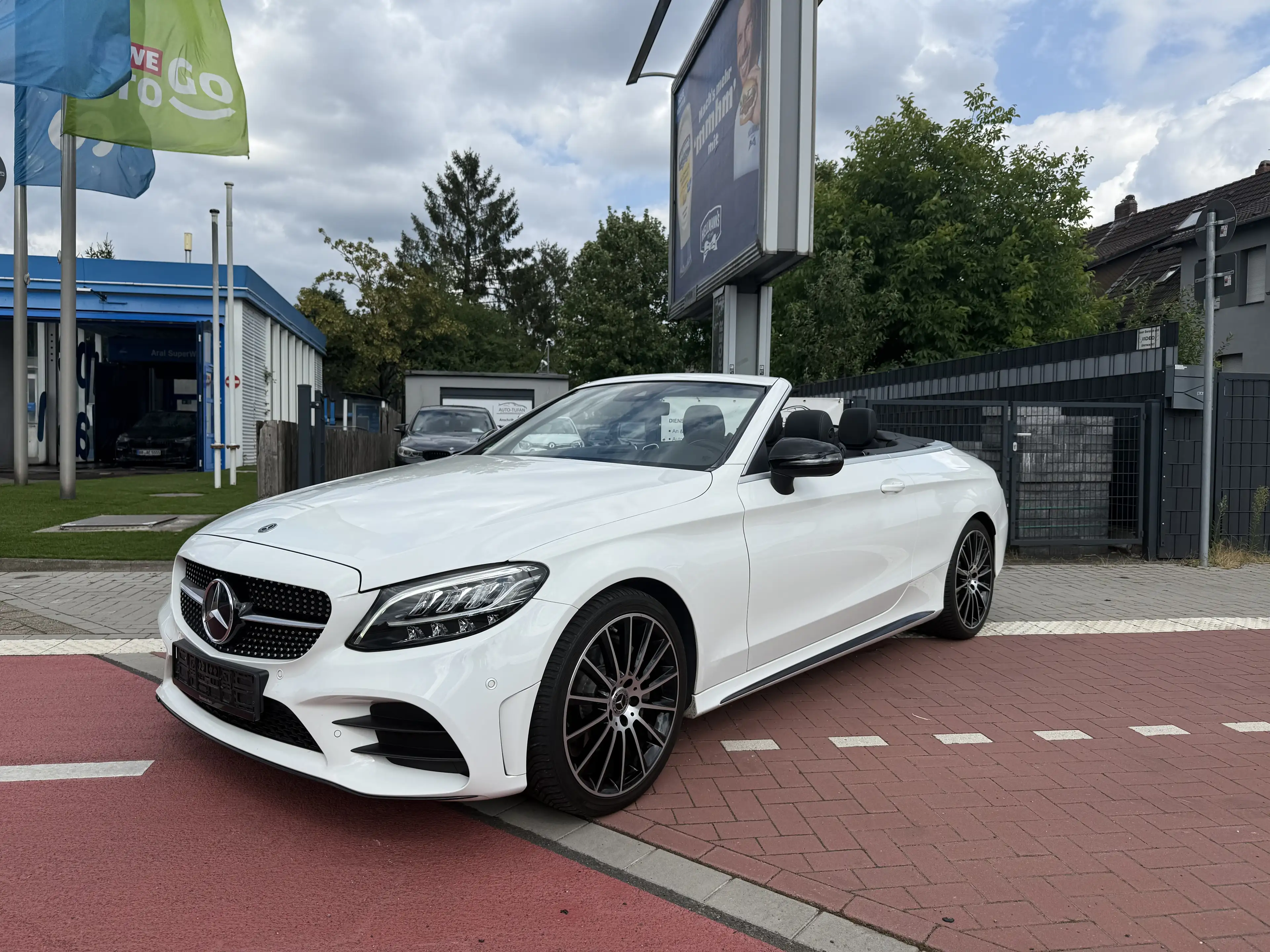 Mercedes-Benz C 200 FACELIFT / AMG LINE / CABRIO / SHZ / RÜCKFAHR./