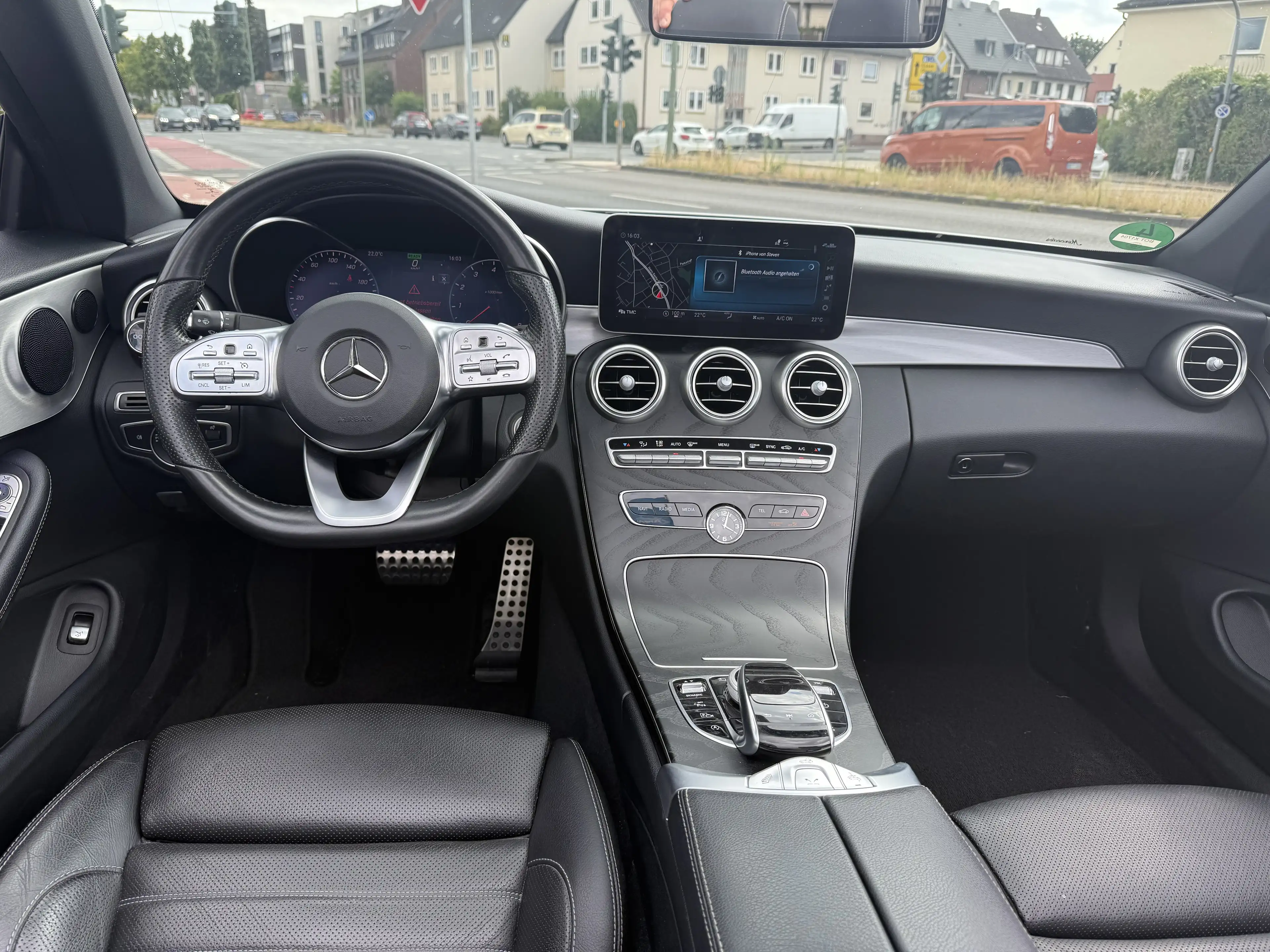 Mercedes-Benz C 200 FACELIFT / AMG LINE / CABRIO / SHZ / RÜCKFAHR./ — photo 10