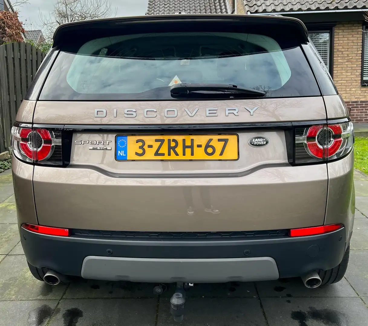 Land Rover Discovery Sport 2.2 TD4 4WD SE - 2