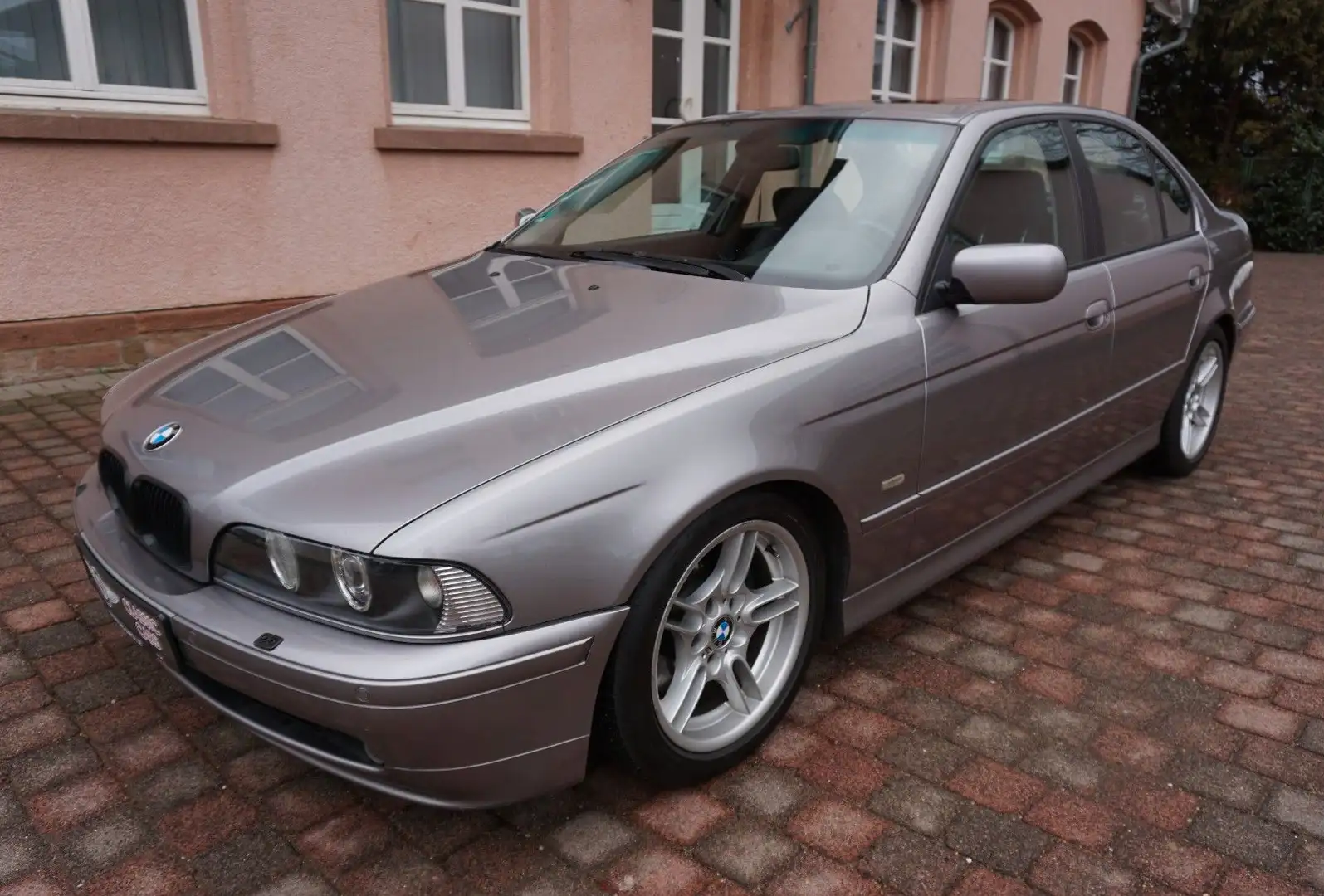 BMW 530 i A - Aspensilber - ROSTFREI - TOP Silber - 2