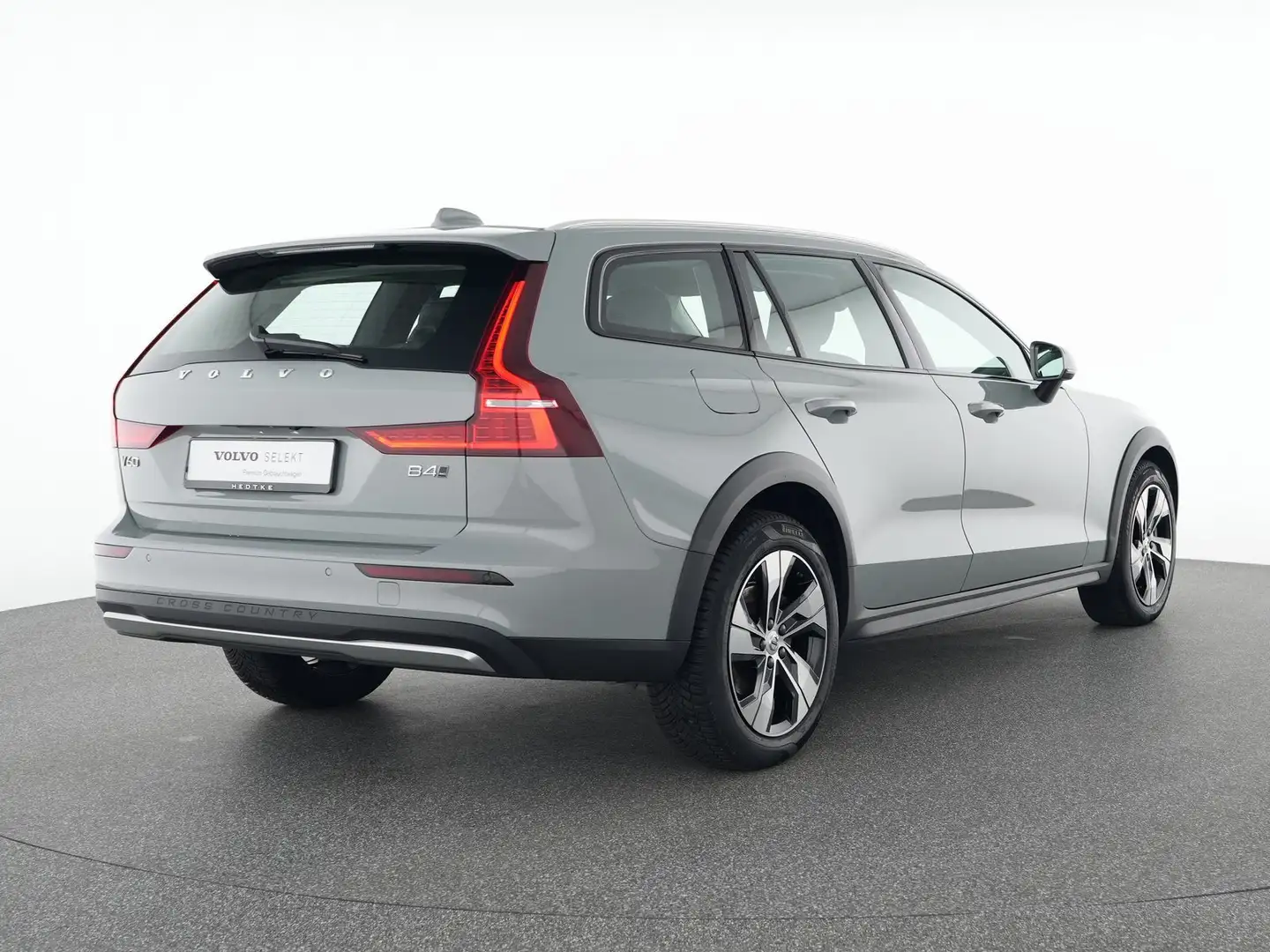 Volvo V60 CC B4 Diesel AWD Plus 18"+WINTER-PAKET Grau - 2