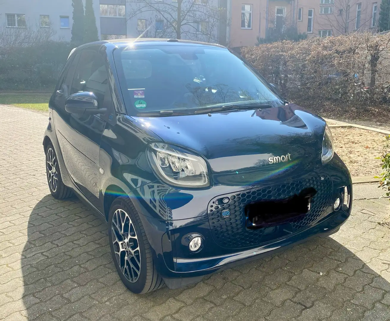 smart forTwo cabrio EQ prime Blau - 1