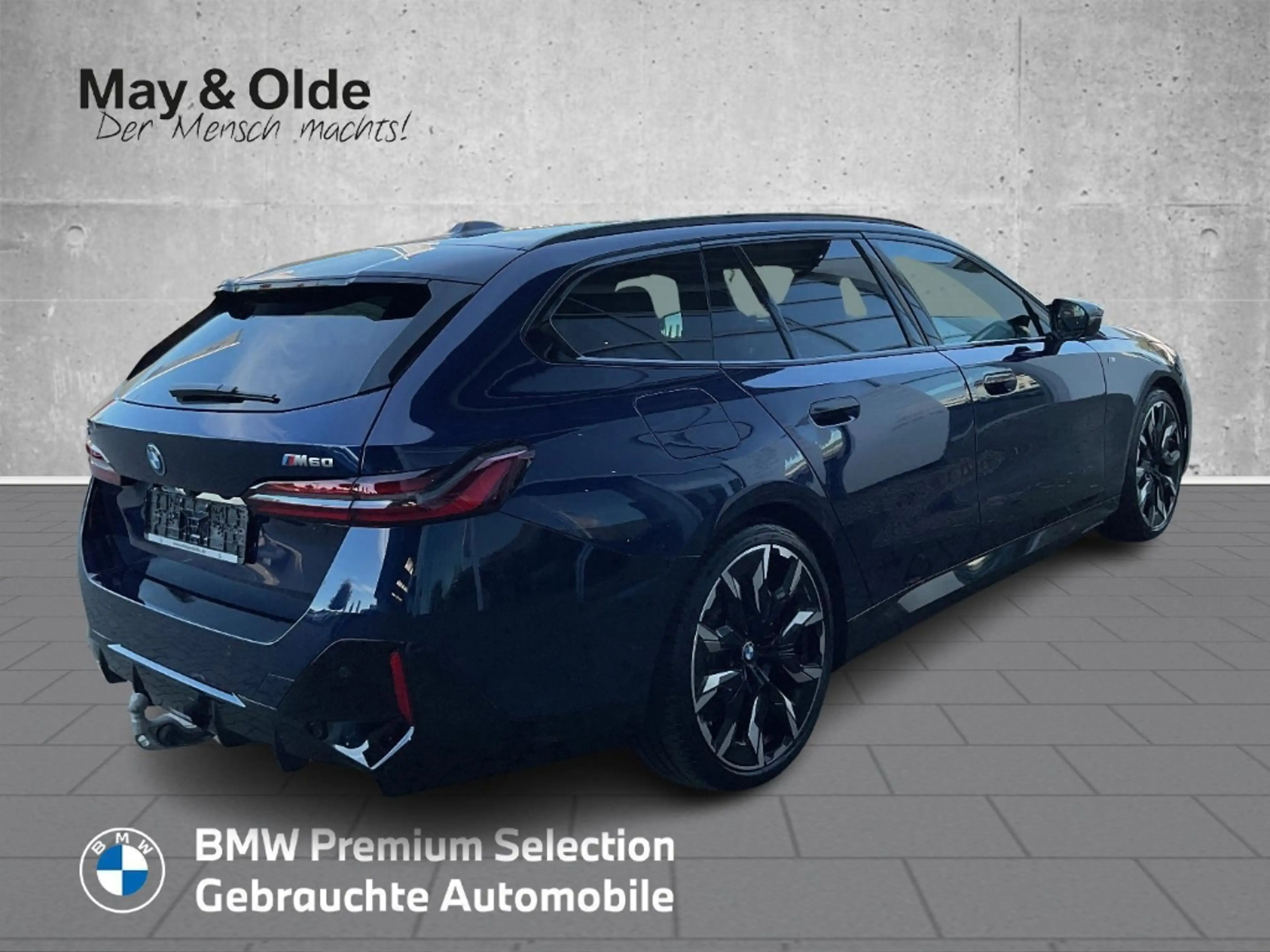 BMW i5 M60 xDrive Touring M Sportpaket Pro AHK Inno+Trave — photo 3