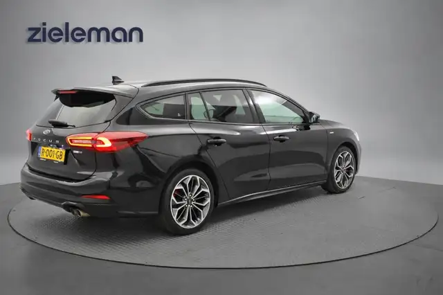Ford Focus view 18
