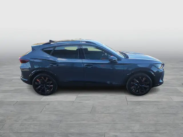 Cupra Formentor view 6