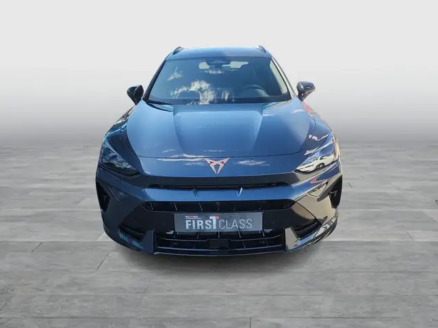 Cupra Formentor view 2