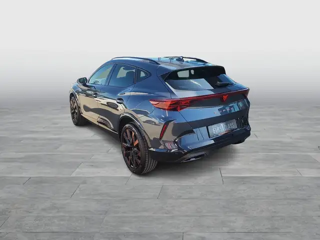 Cupra Formentor view 4