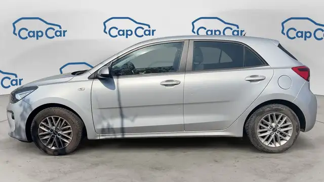 Kia Rio view 2