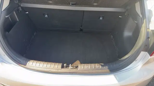 Kia Rio view 14