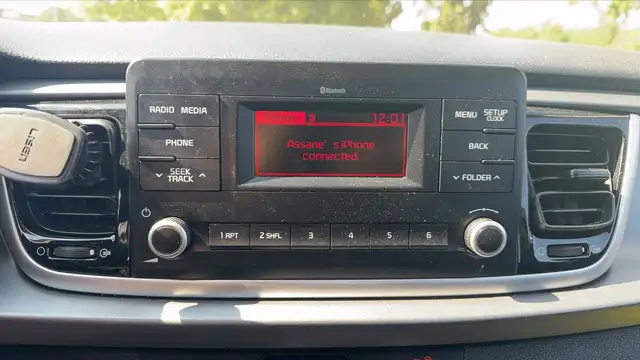 Kia Rio view 13