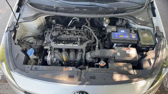 Kia Rio view 15
