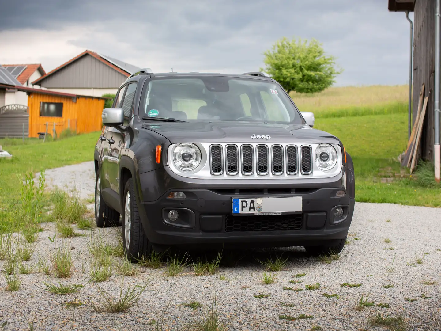 Jeep Renegade Renegade 1.4 MultiAir DSGLimited Grau - 1