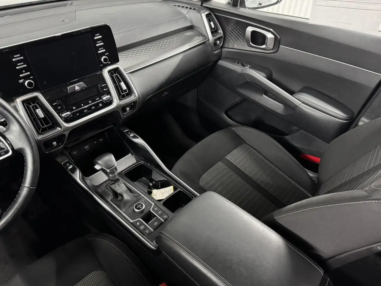 Kia Sorento снимка Kia Sorento