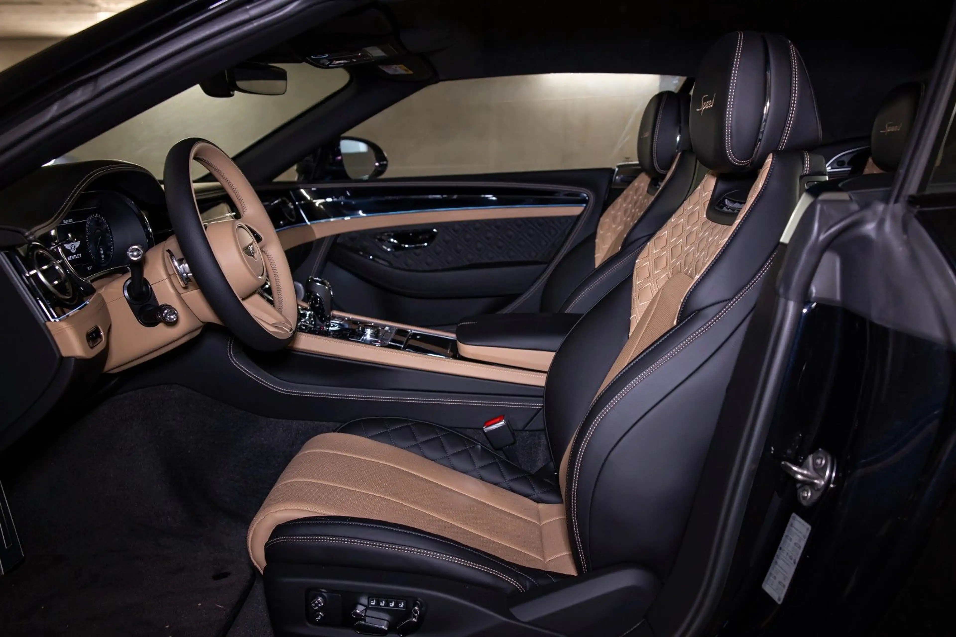 Bentley Continental GTC Speed W12 Blackline B&O Rotating — photo 9
