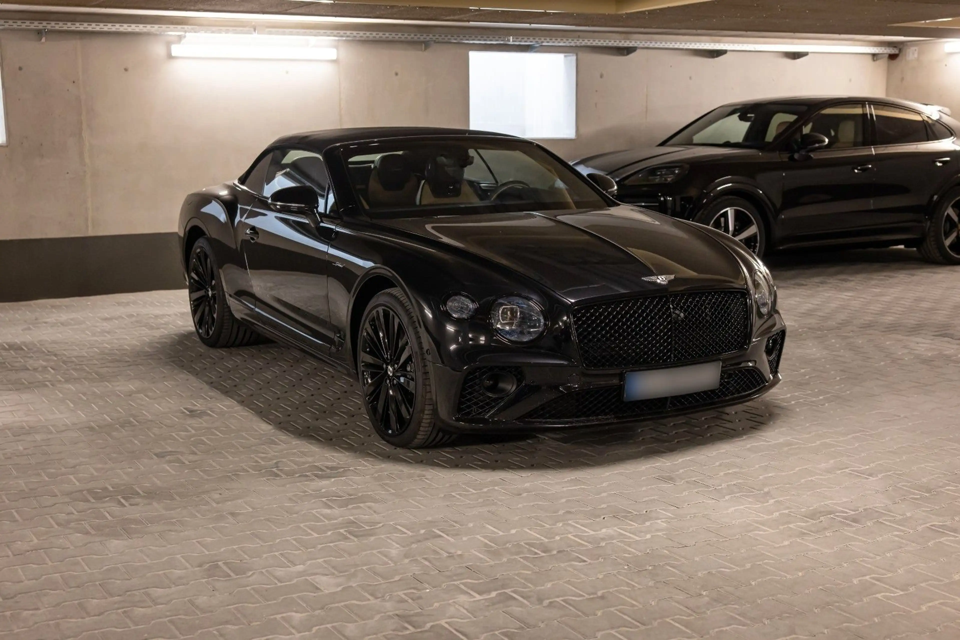 Bentley Continental GTC Speed W12 Blackline B&O Rotating — photo 3