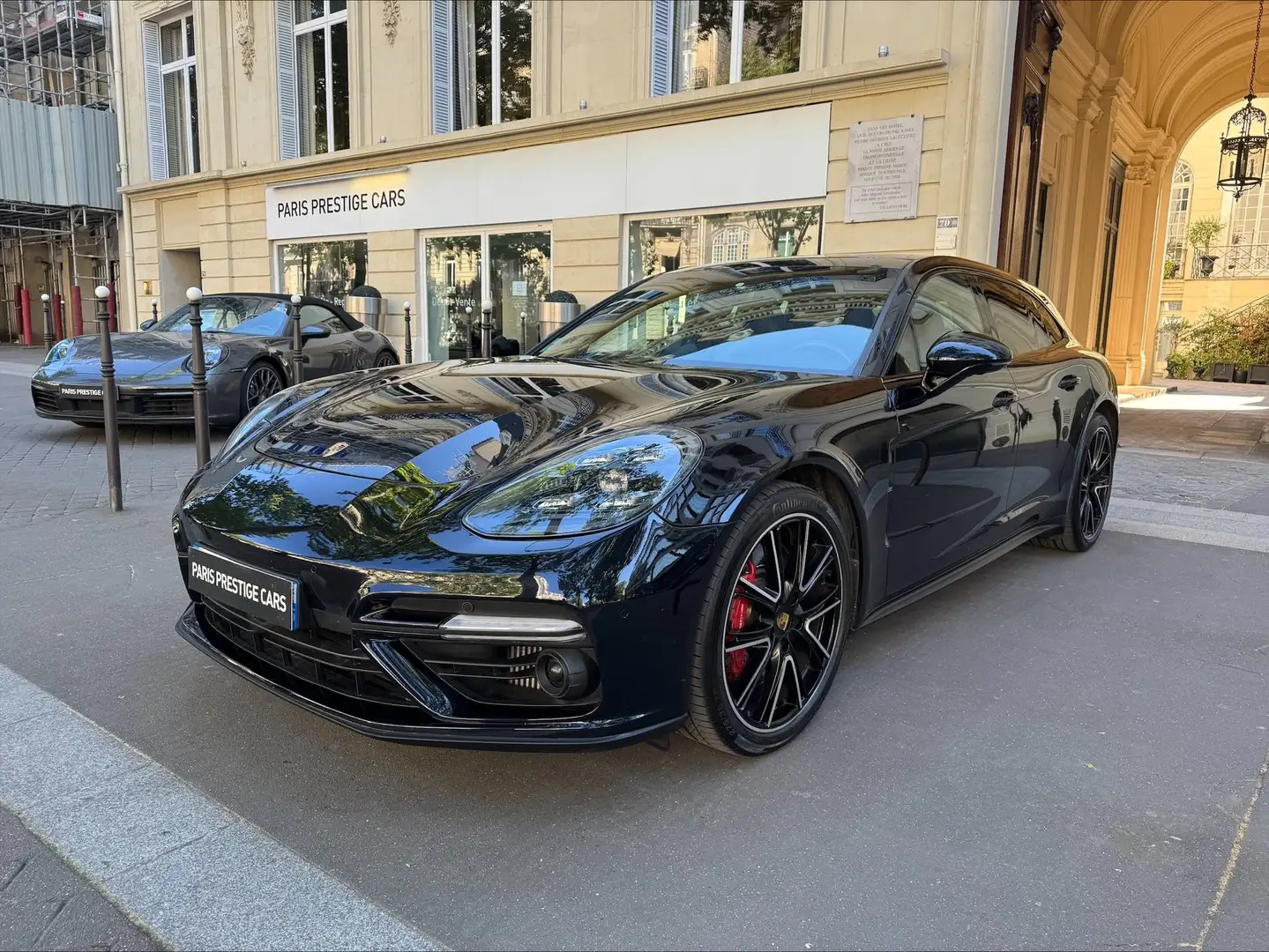 Porsche Panamera Panamera Turbo V8 4.0 550 Sport Turismo PDK Noir - 1
