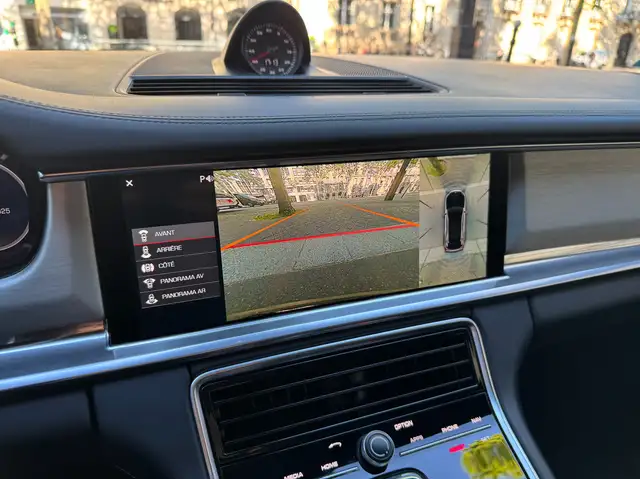Porsche Panamera view 20