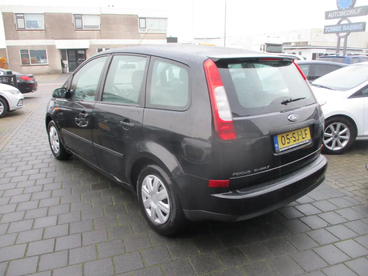 Ford Focus C-Max 1.6-16V Champion Zwart - 2