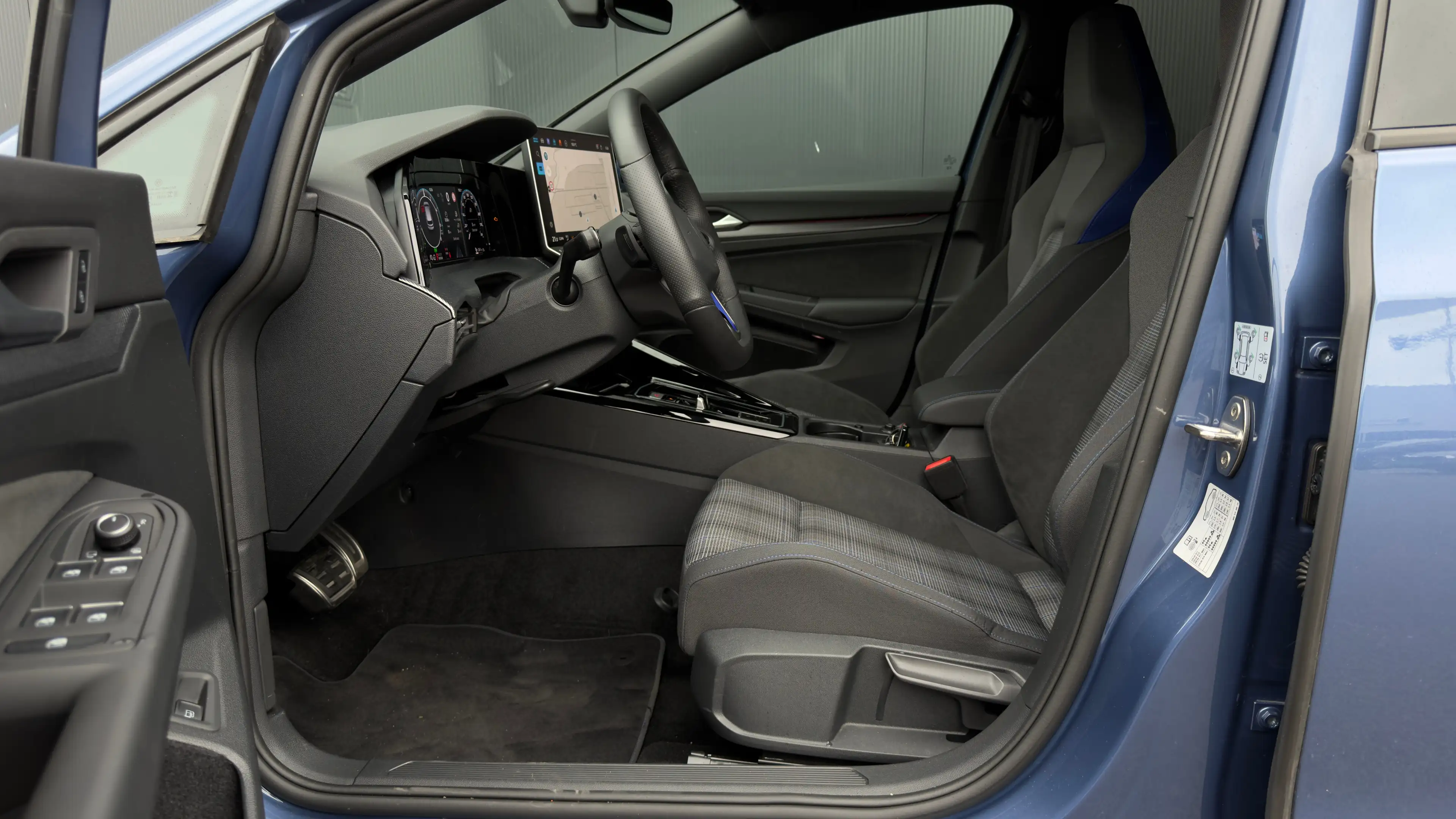 Volkswagen Golf GTE 1.5 eHybrid 272pk | Trekhaak | Achteruitrijcamera — photo 23