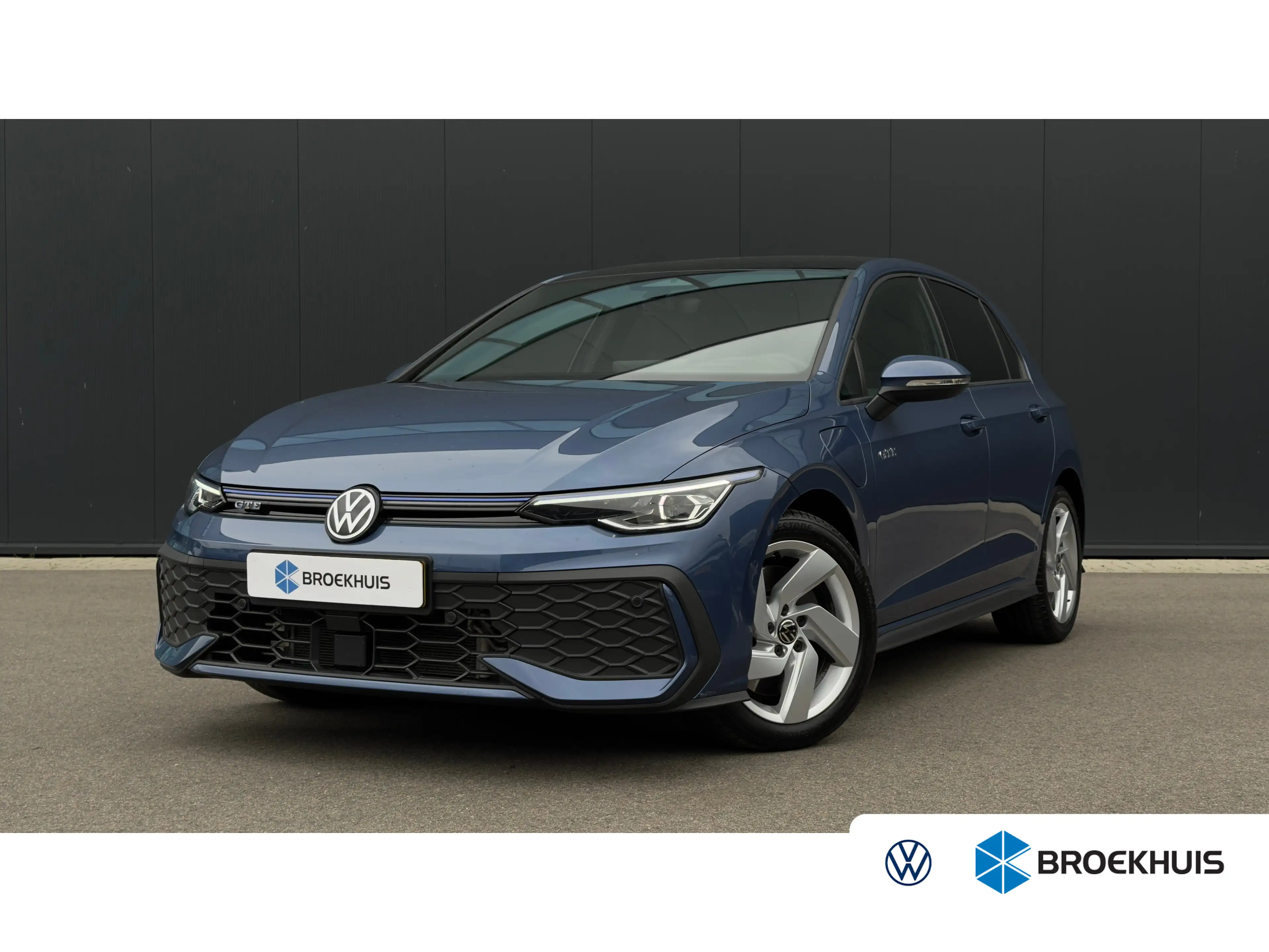 Volkswagen Golf GTE 1.5 eHybrid 272pk | Trekhaak | Achteruitrijcamera