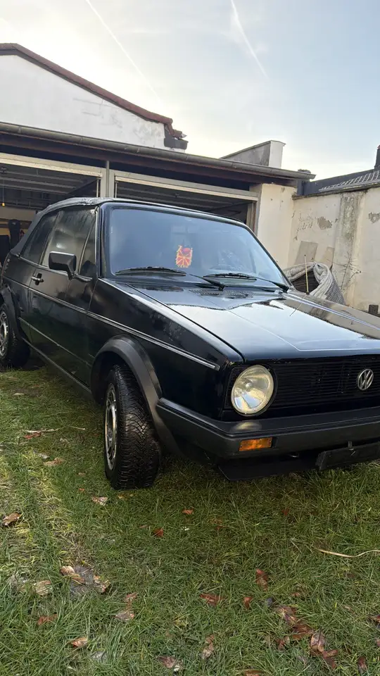 Volkswagen Golf Karmann, foto 1
