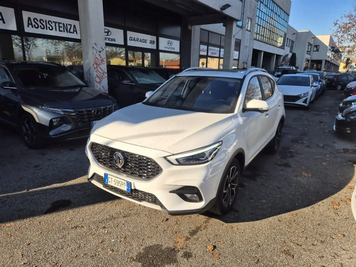 MG ZS 1.0T-GDI Luxury Weiß - 1