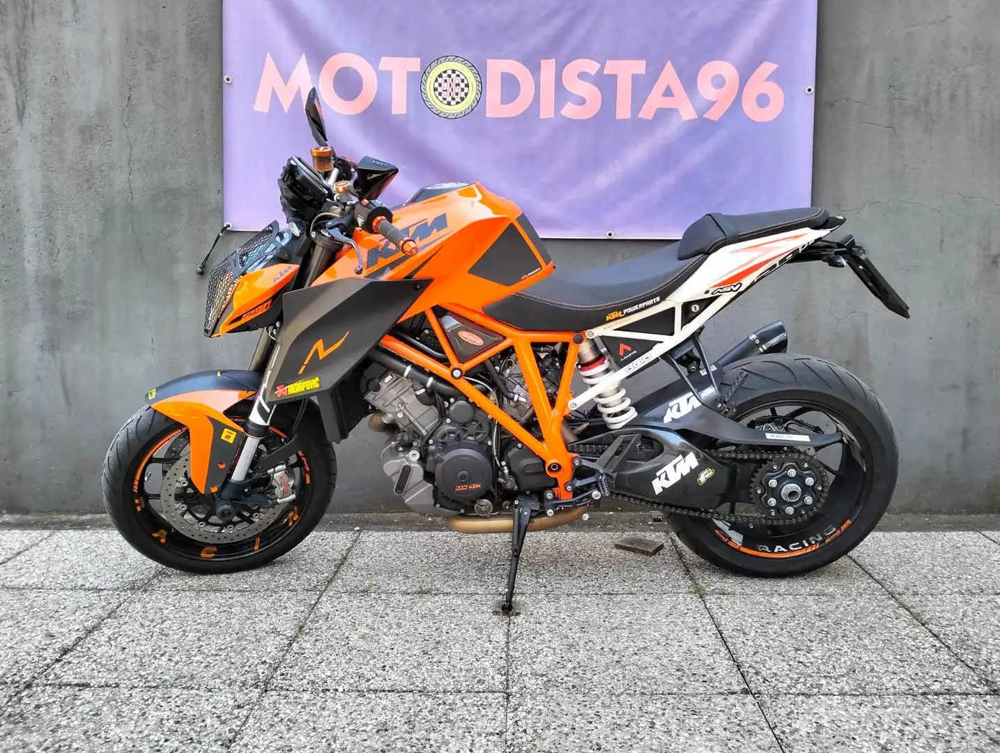 KTM 1290 Super Duke R R Arancione - 2