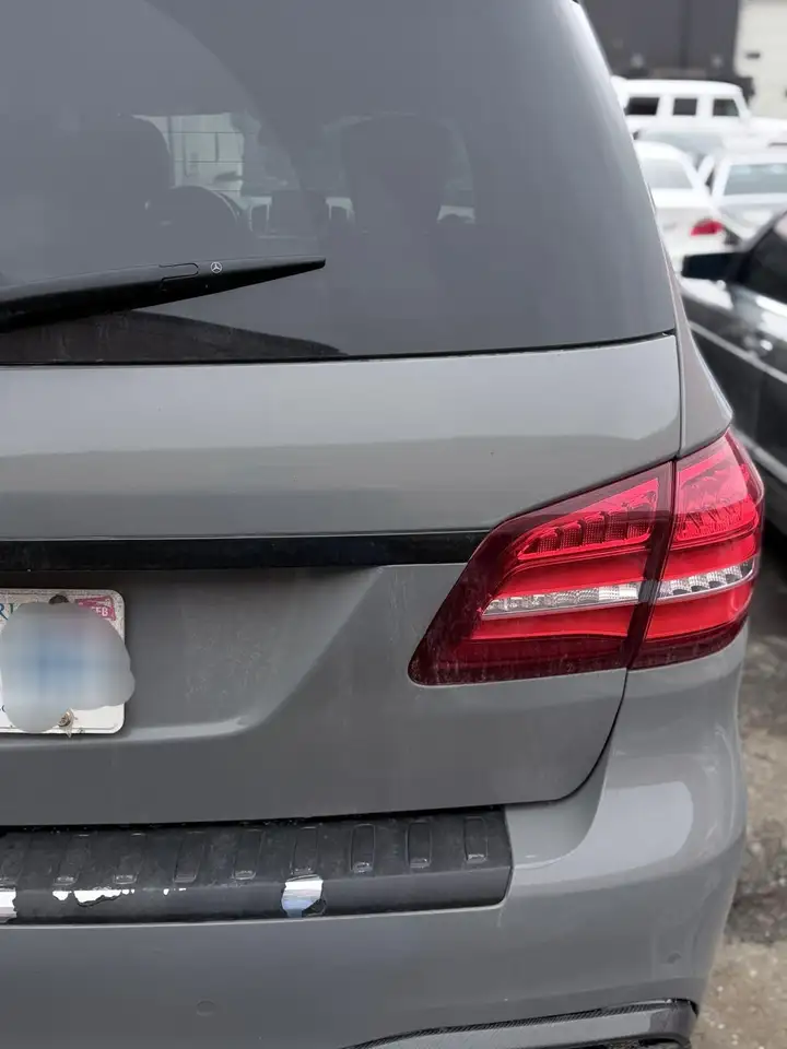 Mercedes-Benz GLS снимка Mercedes-Benz GLS