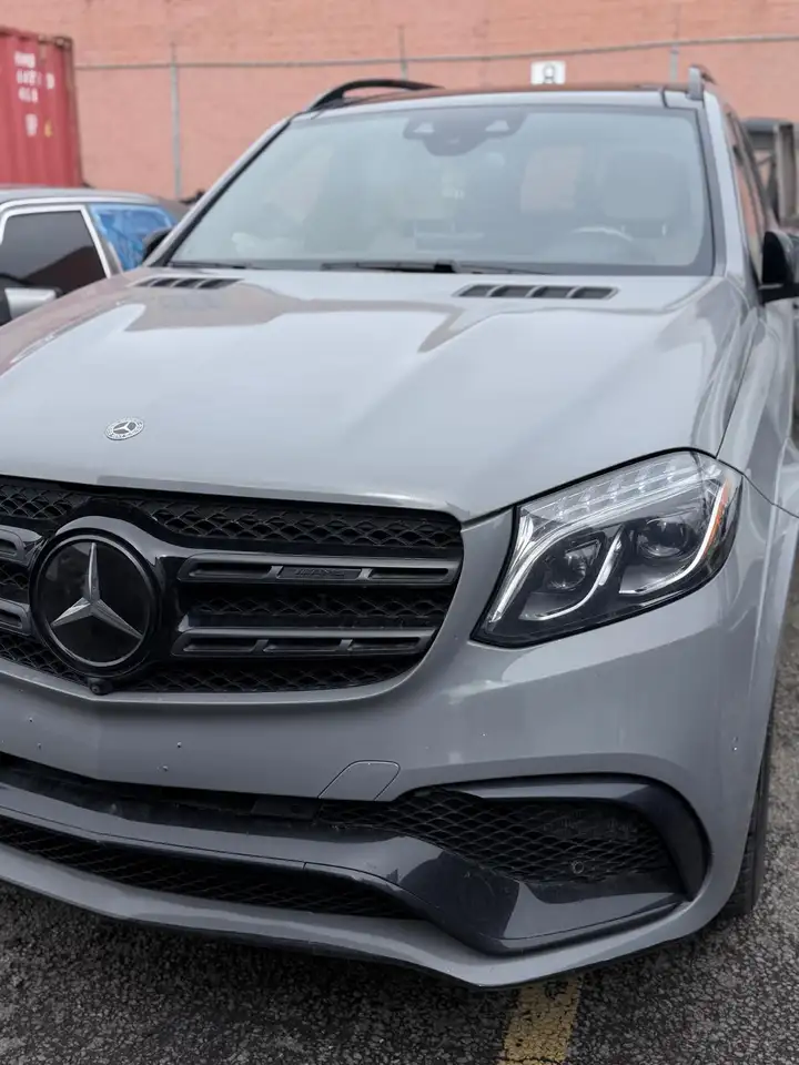 Mercedes-Benz GLS снимка Mercedes-Benz GLS