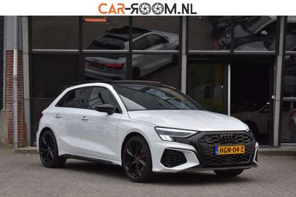 Audi A3 Sportback 2.0 TFSI S3 quattro Keyles Pano Sfeer AC