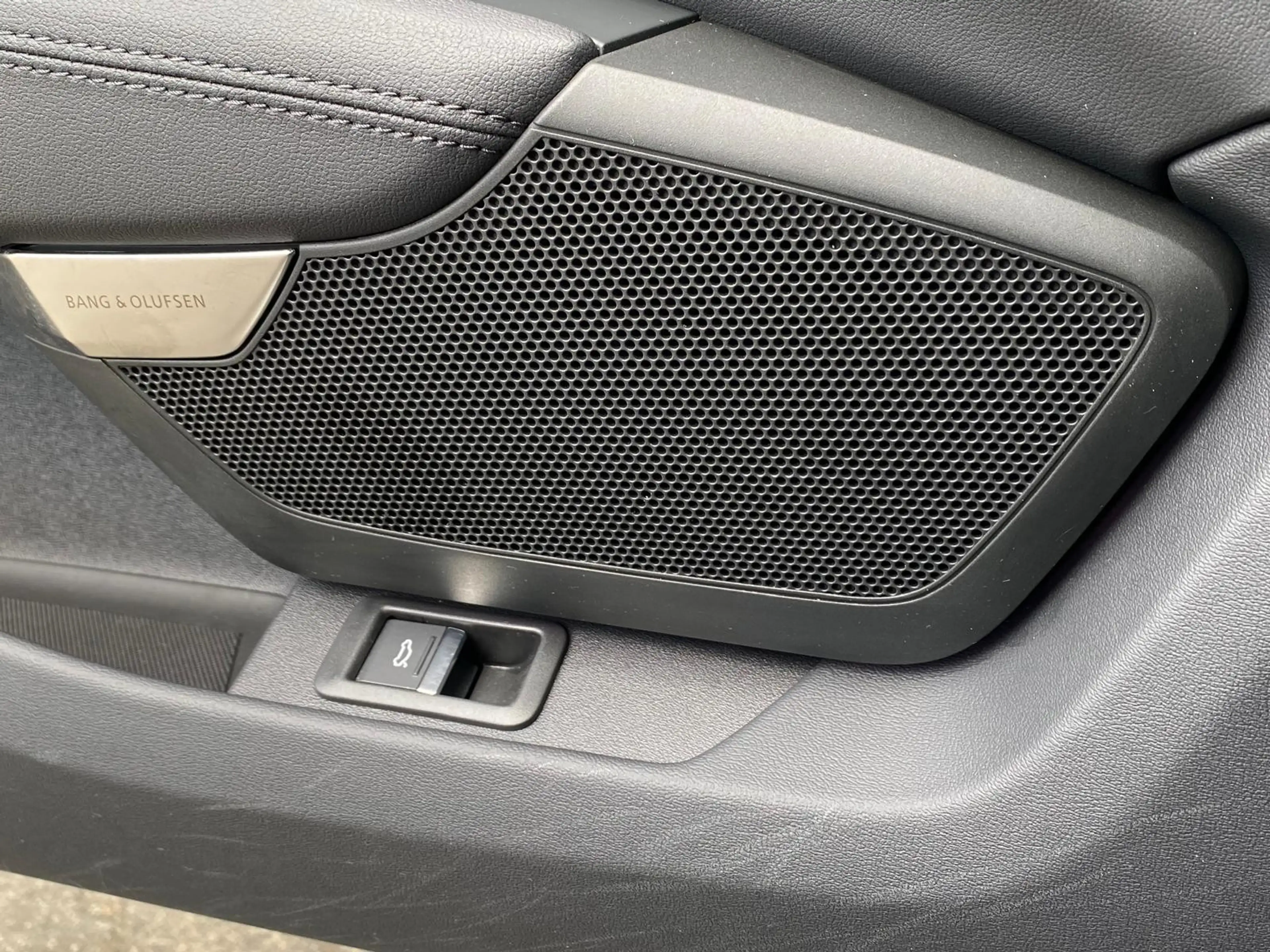 Audi RS Quatt BLACK EDIT+PANO+MATR+B&O+KAM+ — photo 15
