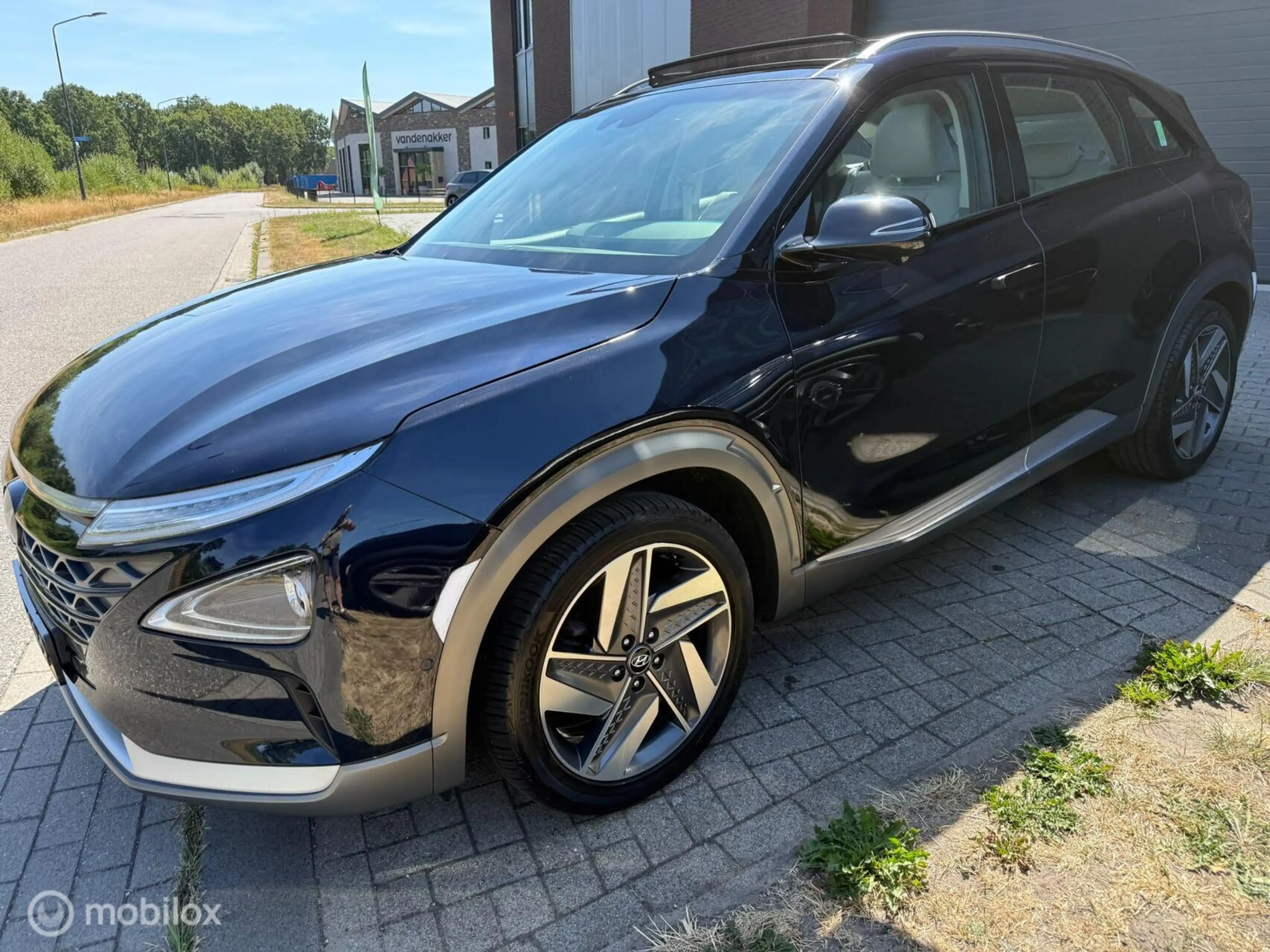Hyundai NEXO FCEV Plus Pack 2023 — photo 2