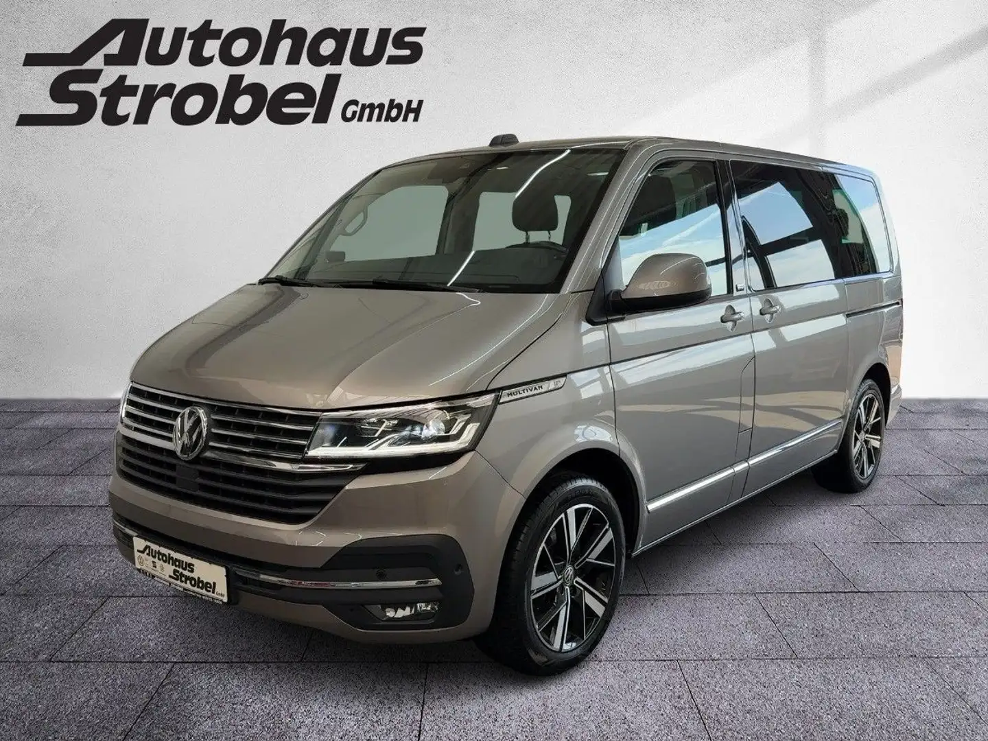 Volkswagen T7 Multivan 2.0 TDI DSG 4M "GENERATION SIX" ACC Nav Beige - 2