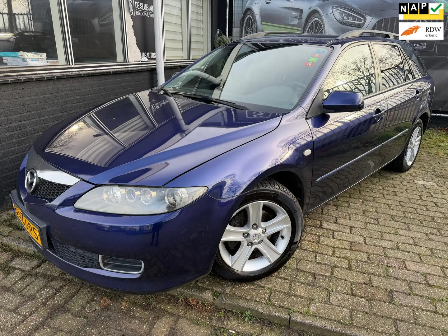 Mazda 6 Sportbreak 1.8i Touring Blau - 1