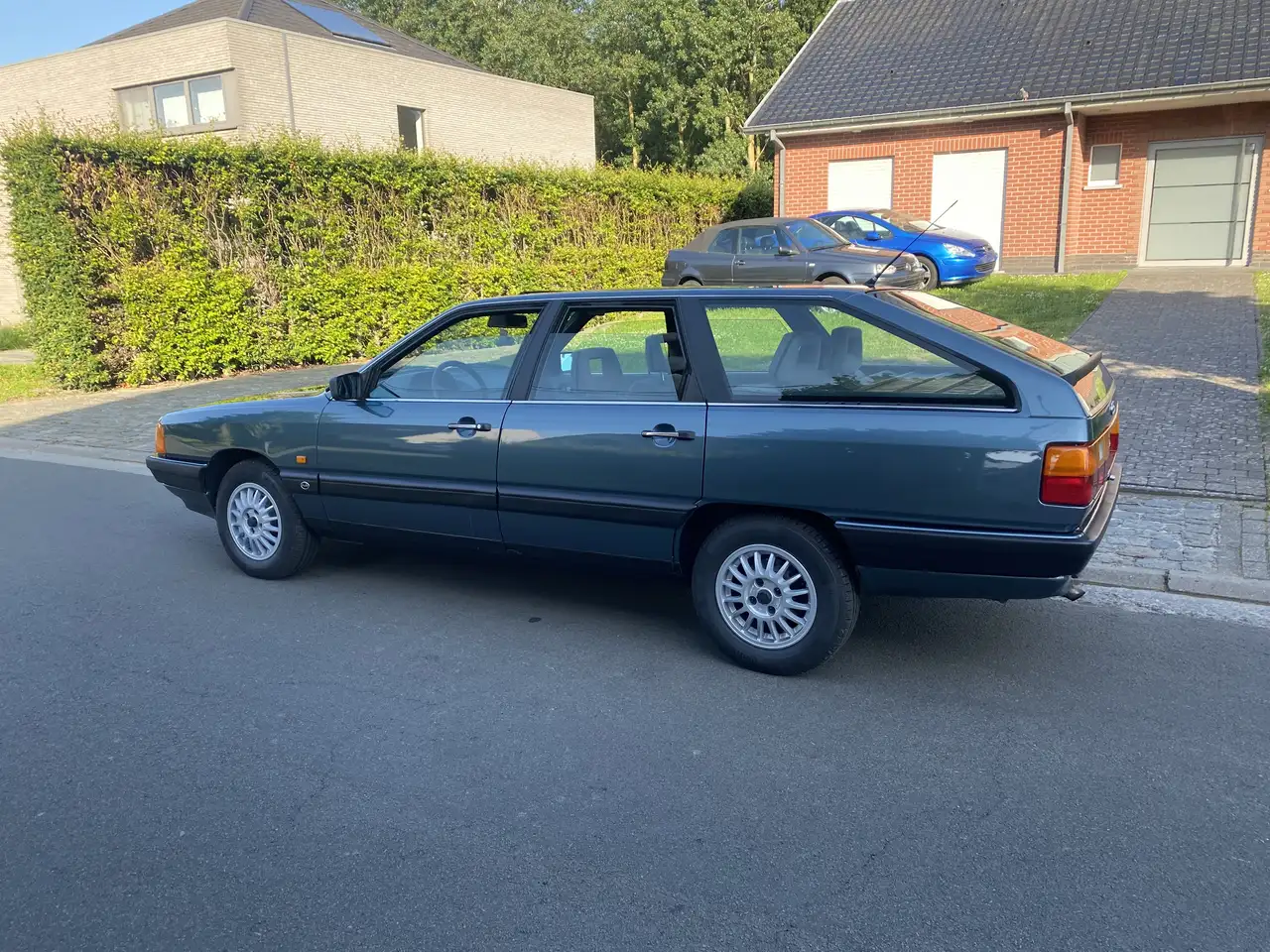 Audi 100 2.2, foto 7