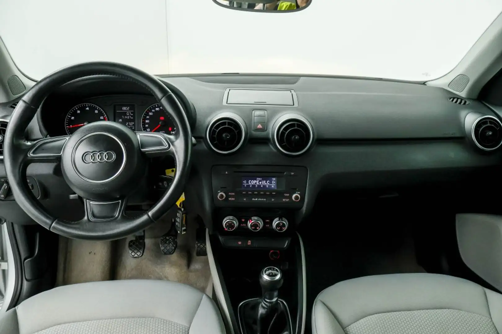 Audi A1 Sportback 1.2 TFSI Kult Gris - 2