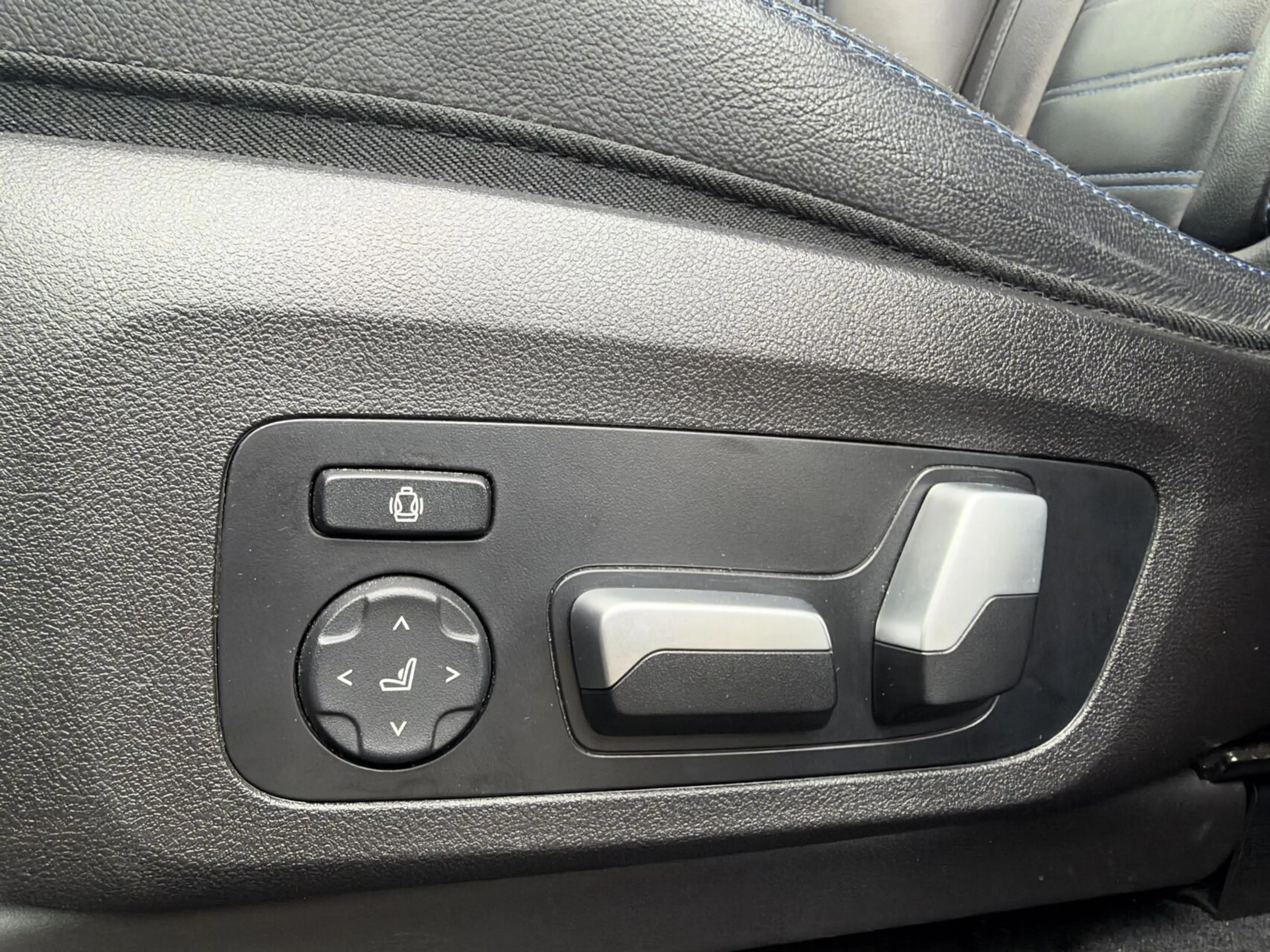 BMW X3 xDrive30e High Ex M Sport Memory Sfeer Panorama — photo 22