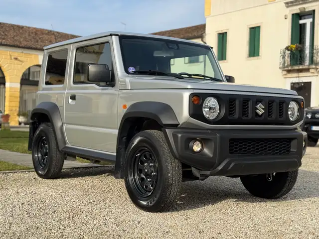 Suzuki Jimny Jimny 1.5 5MT PRO (N1)