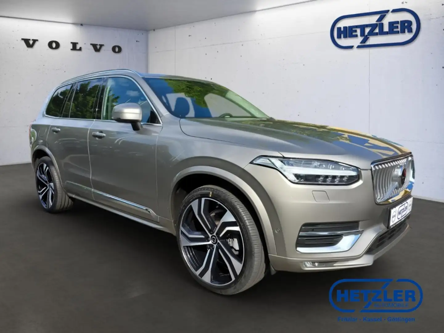 Volvo XC90 Inscription AWD B5 Diesel EU6d HUD AD StandHZG AHK Grau - 2