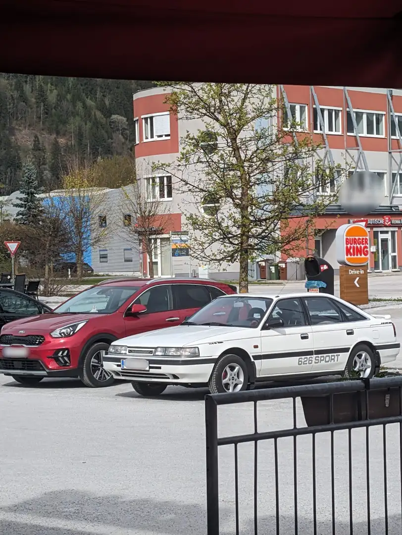 Mazda 626 2.0i GLX - 1
