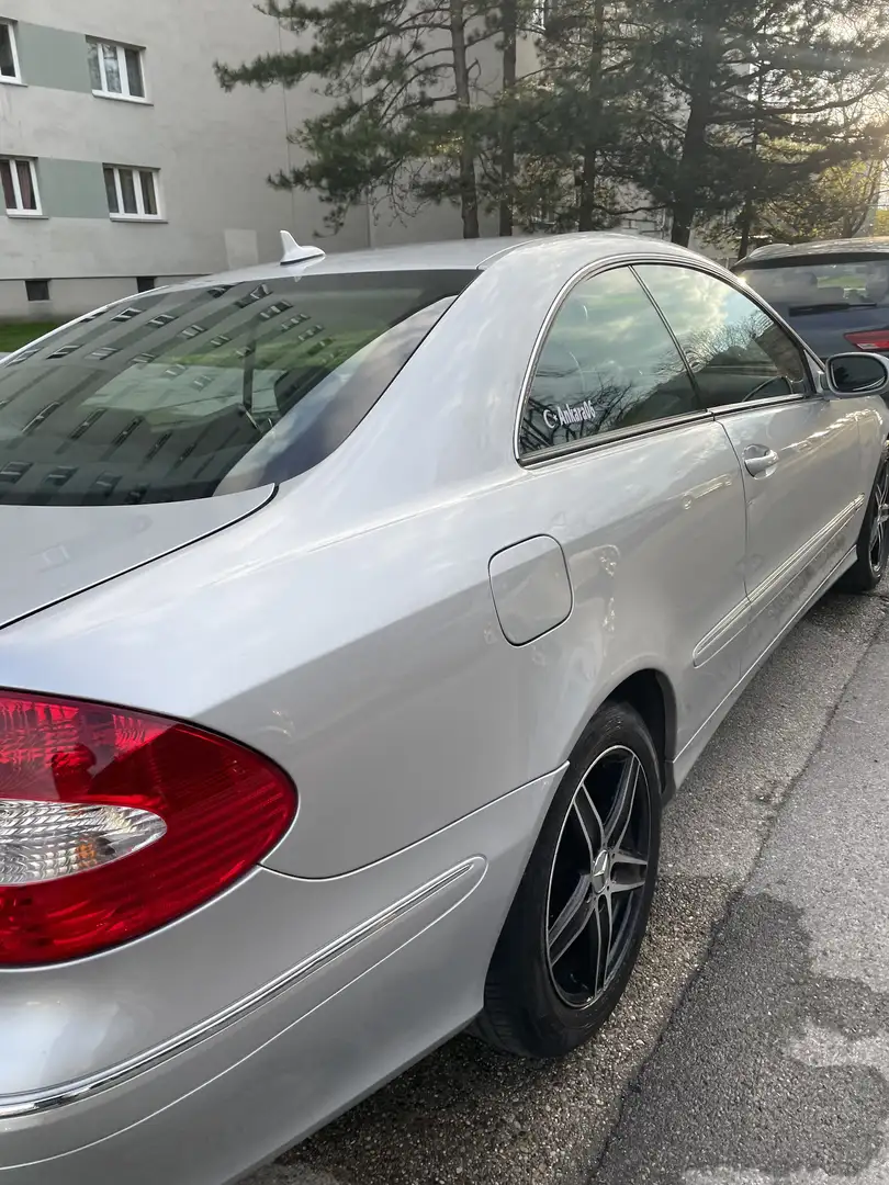Mercedes-Benz CLK 220 Elegance CDI Aut. - 2