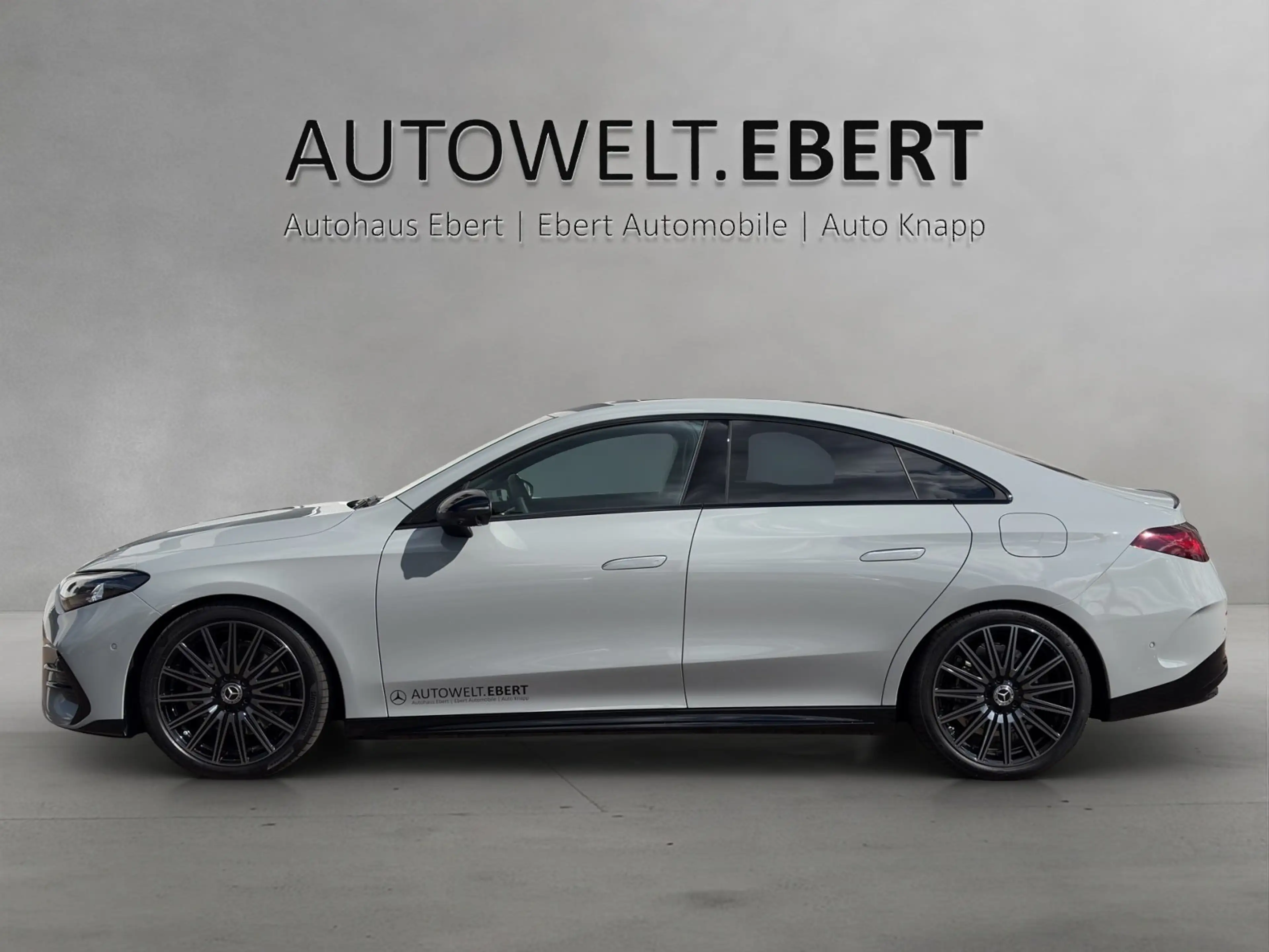 Mercedes-Benz CLA 220 4M AMG SUPERSCREEN Burm3D PANO AHK HUD — photo 2