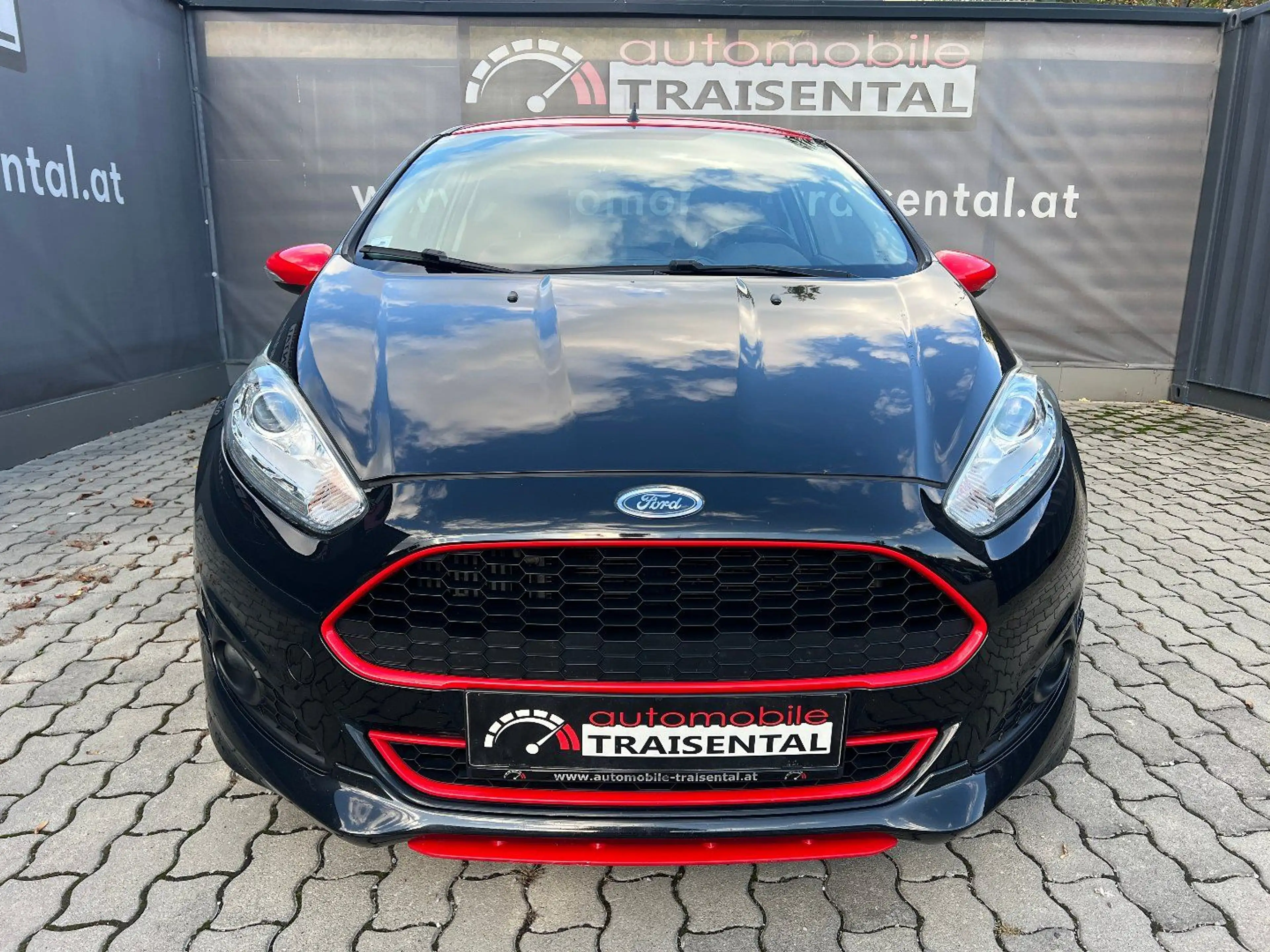 Ford Fiesta 1.0 EcoBoost Black Edition — photo 2