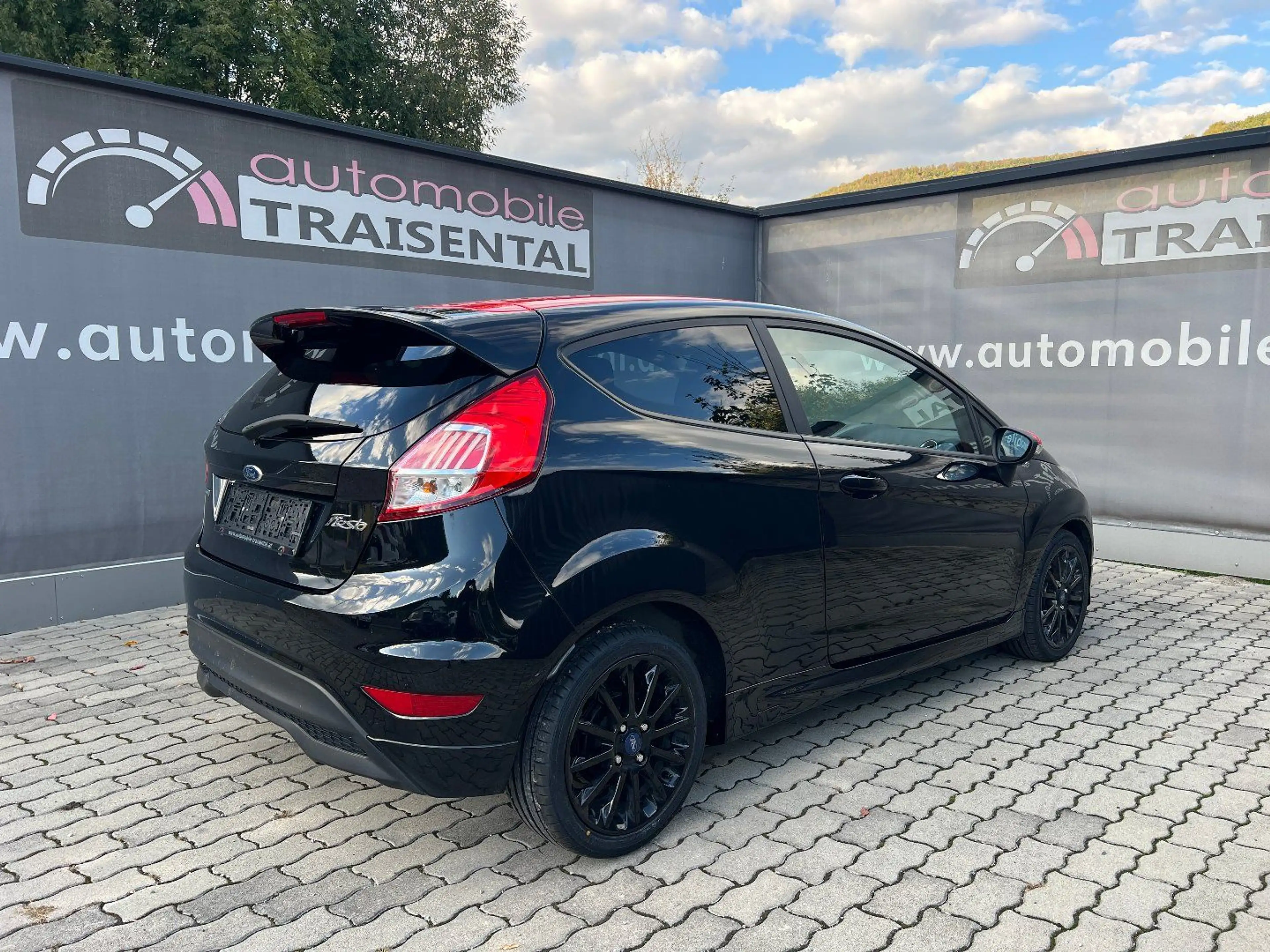 Ford Fiesta 1.0 EcoBoost Black Edition — photo 4