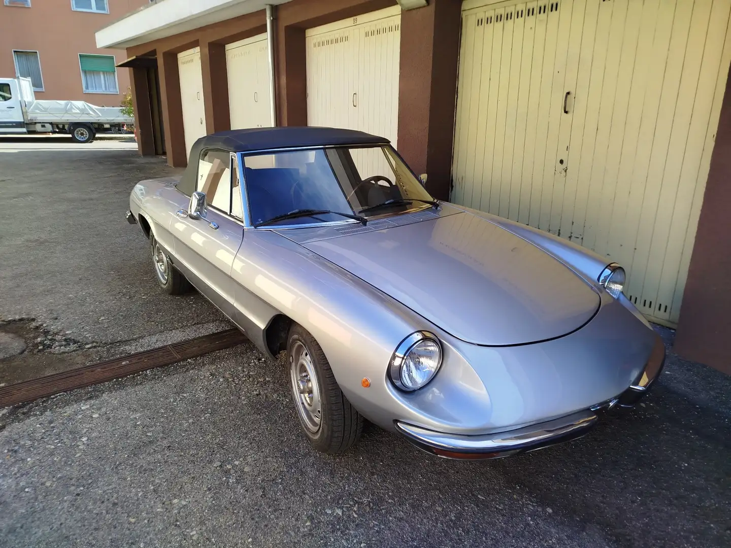 Alfa Romeo Spider 1.6 Veloce - 1