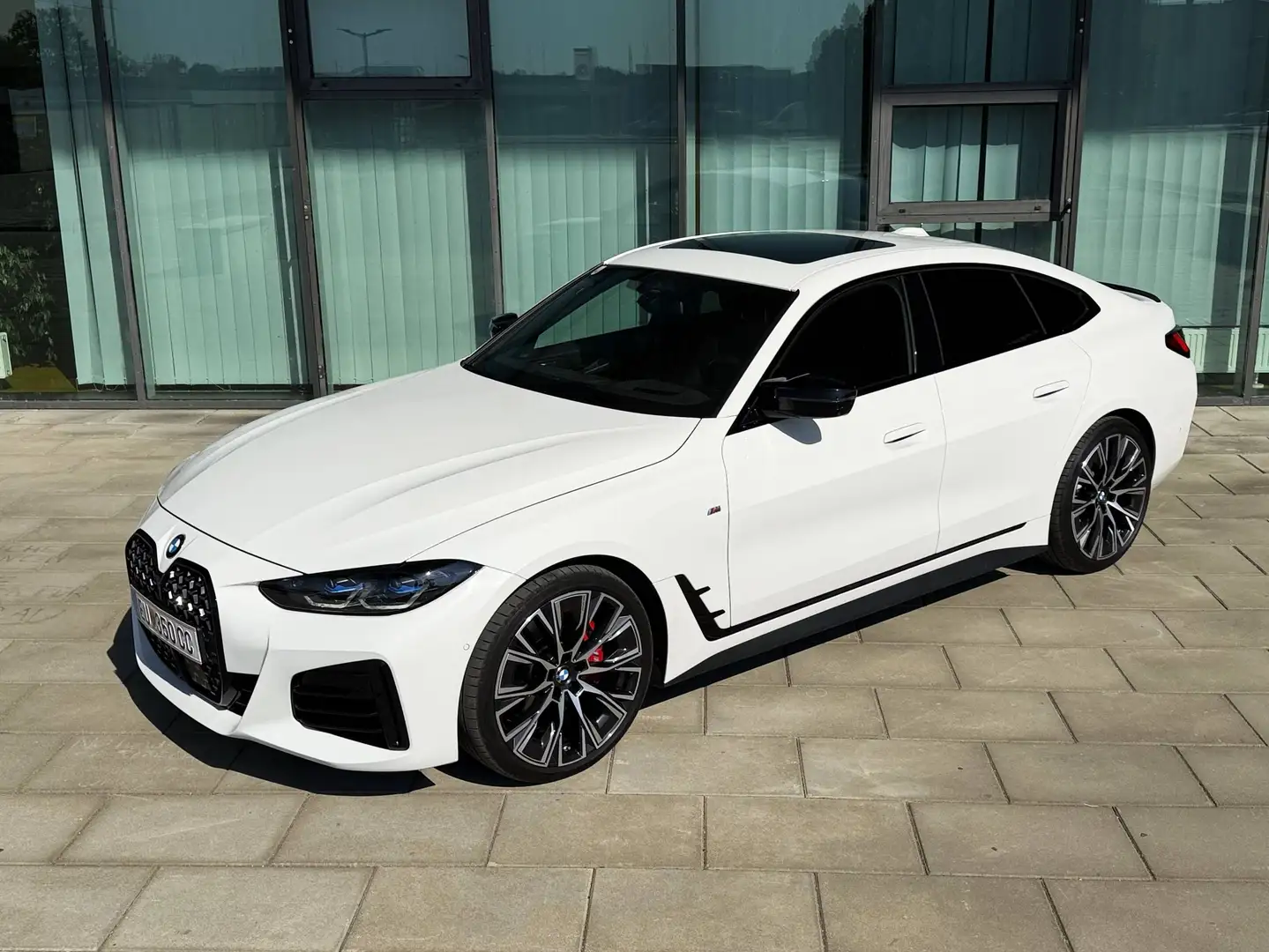 BMW 440 M440i xDrive 48 V Gran Coupe Aut. LCI Modell Weiß - 1